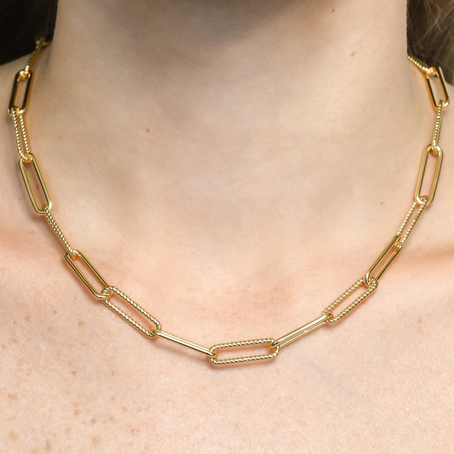 TWIST LINK CHAIN NECKLACE